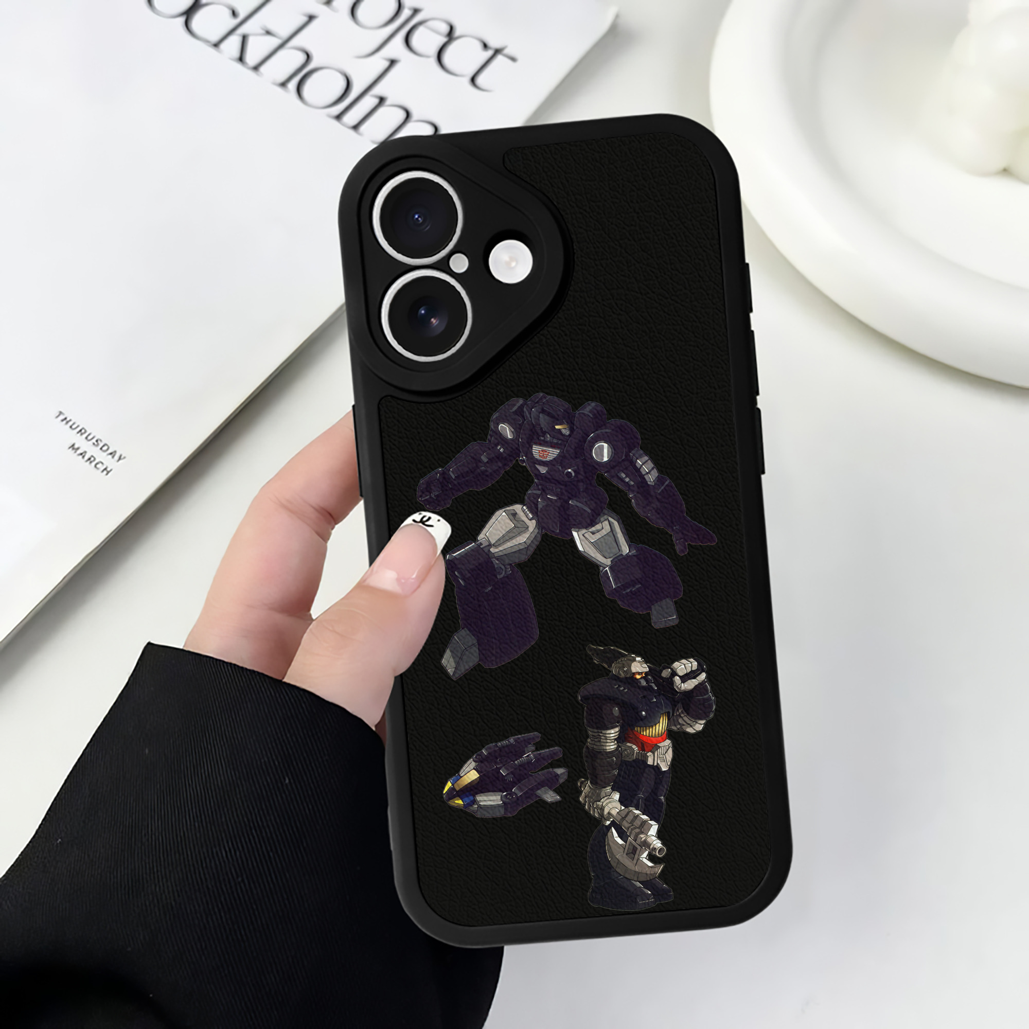 （画像用）  【iPhone 16シリーズ対応】シリコンスマホケース（レザー調） 材質：シリコン
